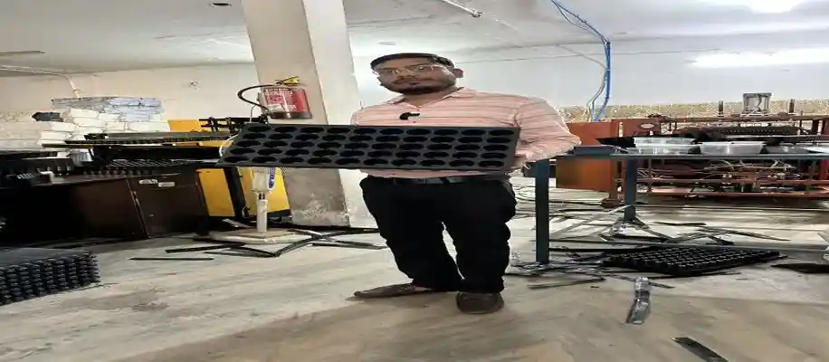 रोटेशन सेल्फी फ्लोर और पौध-ट्रे का कमाल_3549