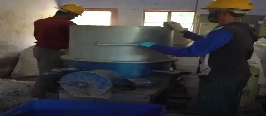 प्लास्टिक से ईंधन ऑयल बनने तक का सफर_2889