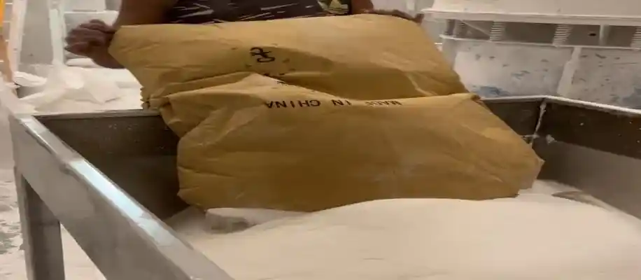 पीवीसी वॉलपेपर द्वारा हो रही शानदार इंटीरियर डिजाइनिंग_2428