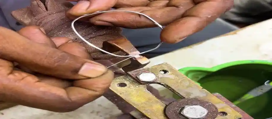 चश्मों के फ्रेम बनाने की हाईटेक वर्कशॉप_6638