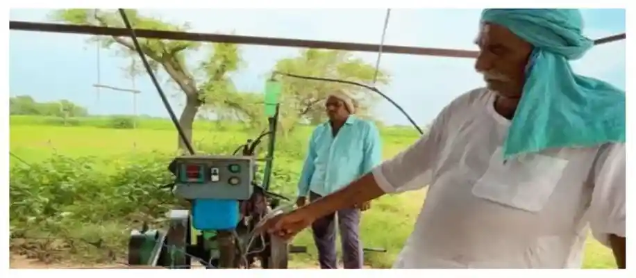 गोबर बायोगैस से ट्रैक्टर चलाने का भारतीय जुगाड़_1532