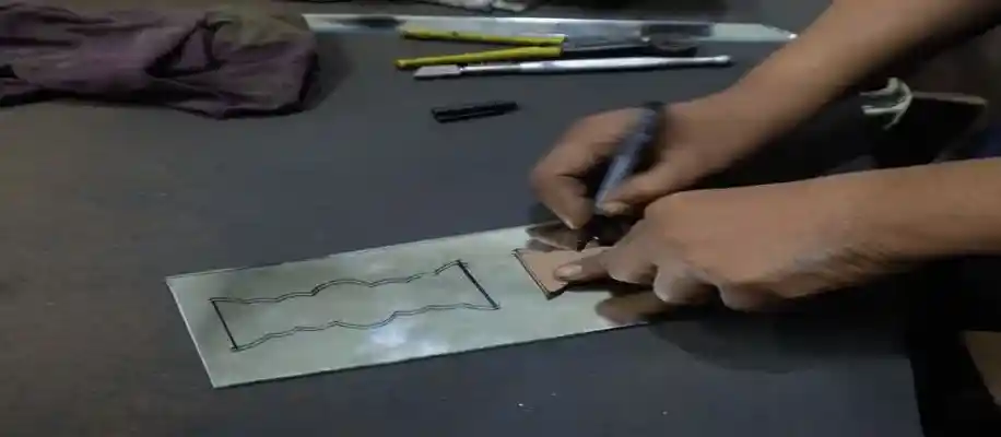 फरहान हुसैन जी द्वारा आईने से फर्नीचर बनाने की आसान प्रक्रिया_9347