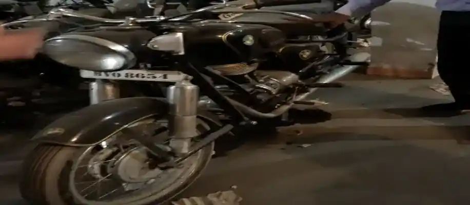 पुरानी बाइकों का अनोखा कलेक्शन_7851