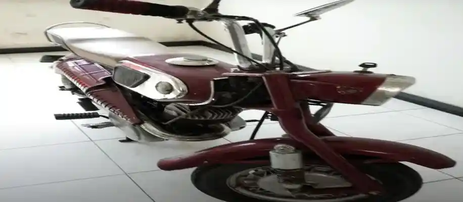 पुरानी बाइकों का अनोखा कलेक्शन_7851
