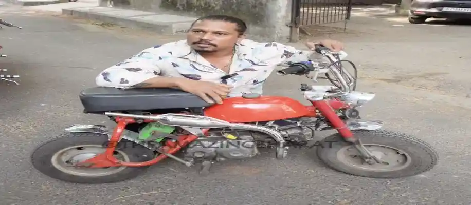 Dhanraj Motorcycles: पुरानी बाइकों को नया लुक देने वाला शानदार वर्कशॉप_8292