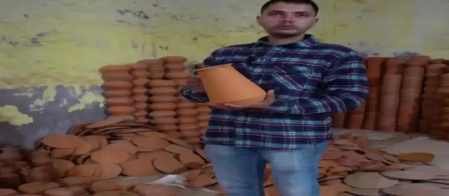 मिट्टी के बर्तन, मिट्टी में उगाया खाना – एक अनोखा रेस्टोरेंट_2833