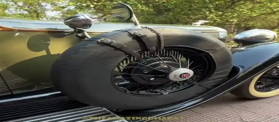 100 साल पुरानी हाई-टेक कार: Studebaker President Eight State Limousine_6175