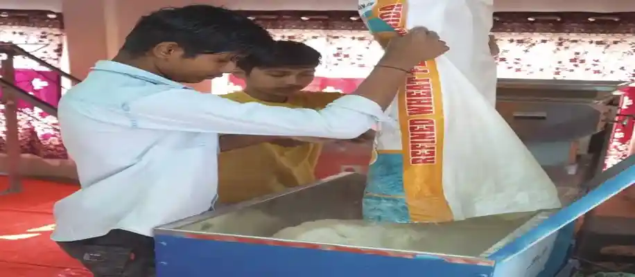फुली ऑटोमैटिक मशीन से बनने वाले नूडल्स की फैक्ट्री – मुजफ्फरपुर_5305