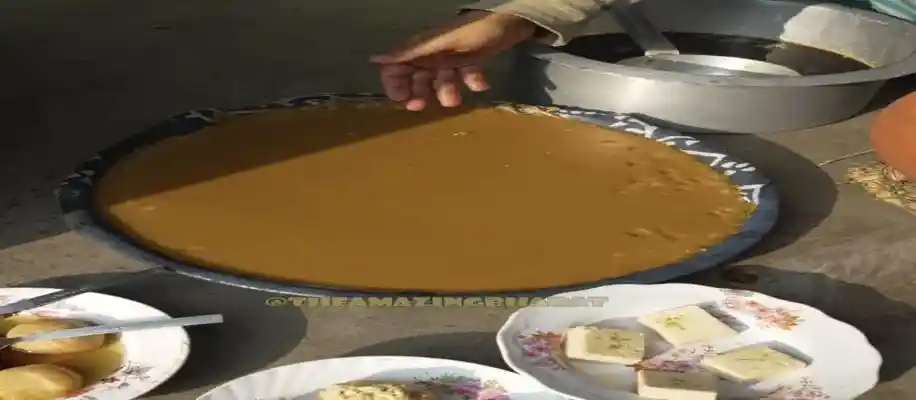 ज़मीर खान - पेड़ से निकलने वाले रस से मिठाई बनाने वाले_7215