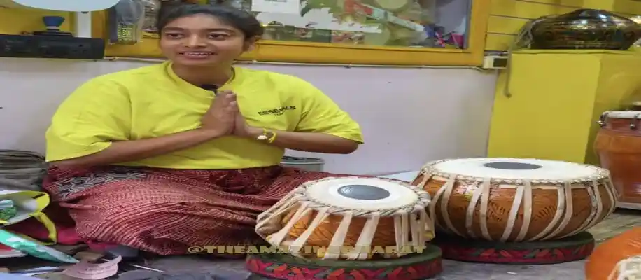 प्रीती जी - चार पीढ़ियों से संगीत के साज बनाने की अनोखी विरासत_8912