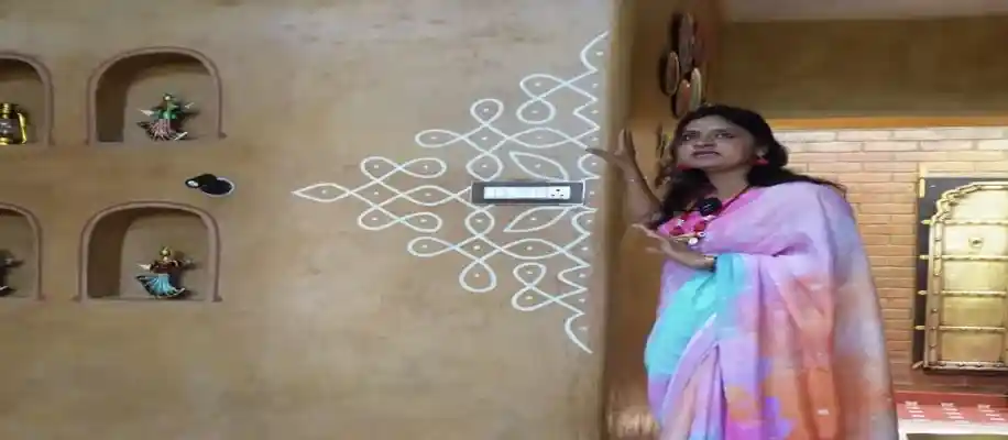 सत्यचित: मिट्टी से बना एक अनोखा घर_3178