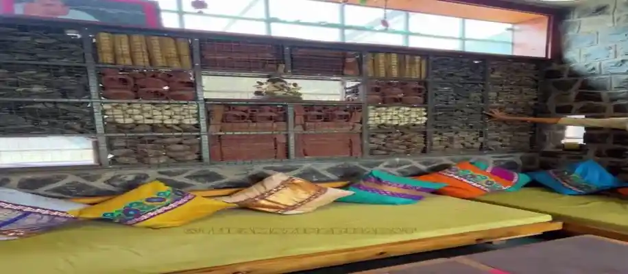 प्रकृति की गोद में बसा घर_7144