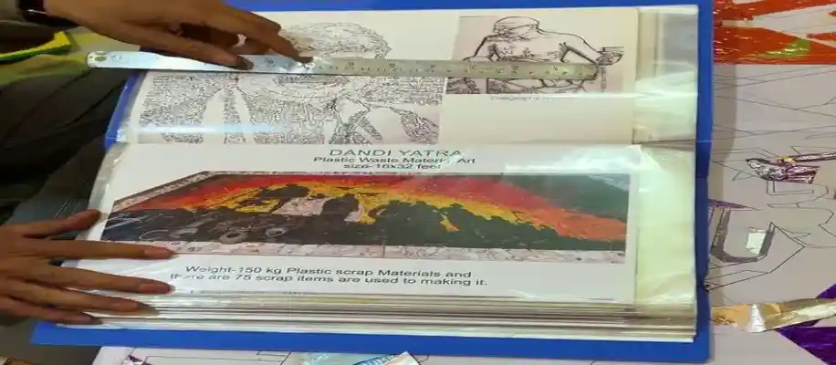 कबाड़ से कमाल - खराब पन्नी से अजूबा_4941