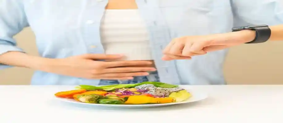 इंटरमिटेंट फास्टिंग का विज्ञान, लाभ और सावधानियाँ_2859