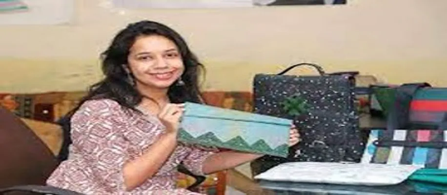 एक करोड़ का कचरा बेच अमीर बन गई है यह औरत_7349