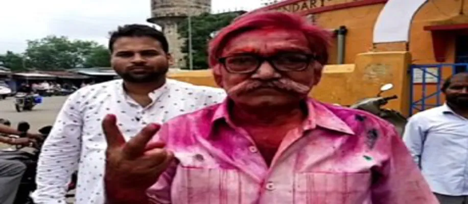 इस आदमी ने 21 साल बाद कटाई दाढ़ी_2973