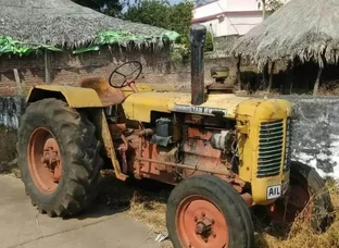 Hindustan Tractor 1986