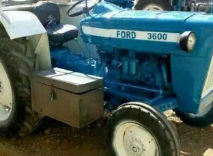 Ford 3600 air compressor tractor Atlas