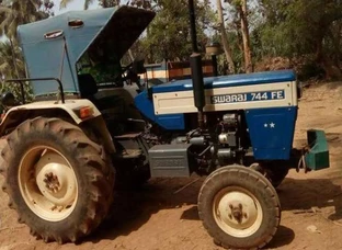 Good condition, look like new tractor