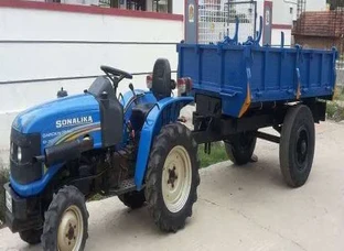 Very good condition mini Tractor trailer rotavetar and caltivetor