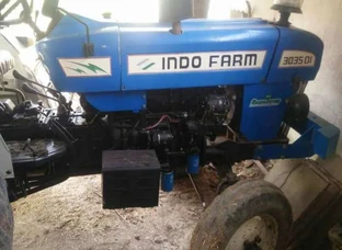 Good condition tractor modal 2012
