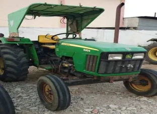 John Deere 5204 Tractor, 2012, Diesel