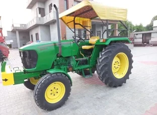 John Deere 5050D