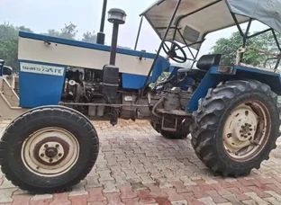 Swaraj 735