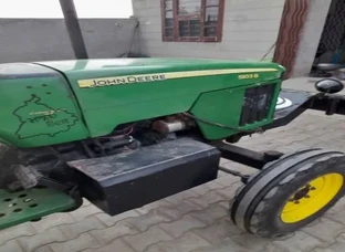 John Deere 5103