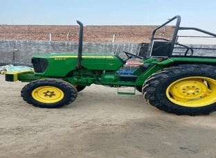 JOHN DEERE - 5055 D