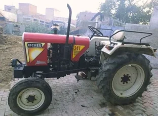 Eicher 241 - Model 2015