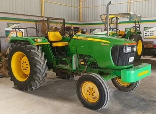 JOHN DEERE 5042 D