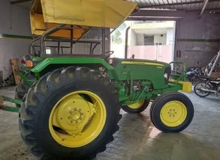 JOHN DEERE 5405 - Model 2021