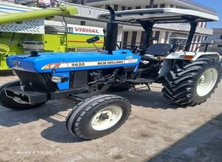 NEW HOLLAND 5620