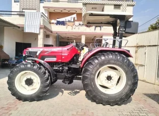 Mahindra Novo 755 DI