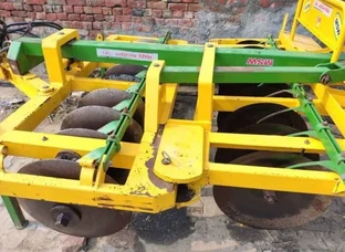 Disc Harrow(हैरो)