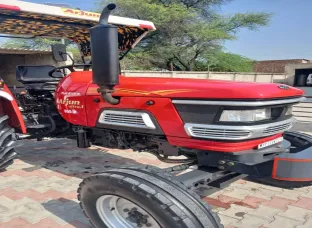 Mahindra Arjun 555 DI