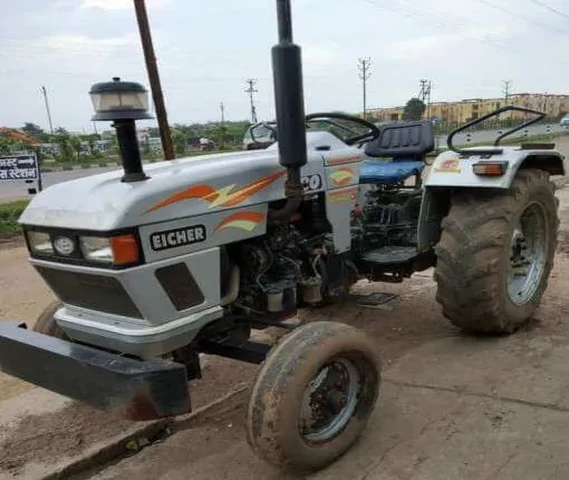 Eicher 380 only eingin new condition