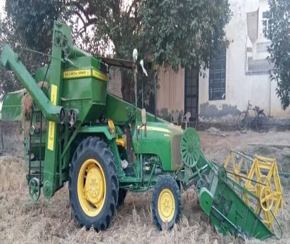 John Deere 5050d mini combine harvester 2018
