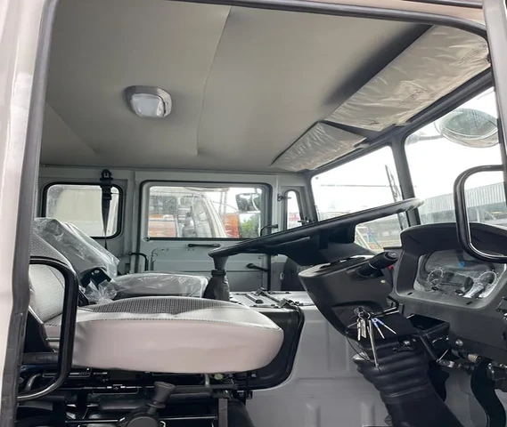 Ashok leyland 6 wheeler tipper