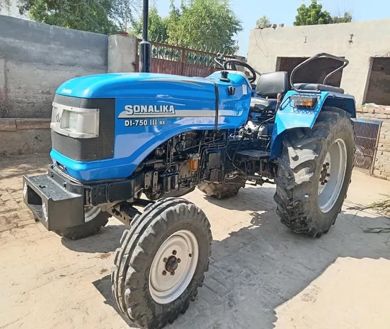 Sonalika 750 - Model 2013