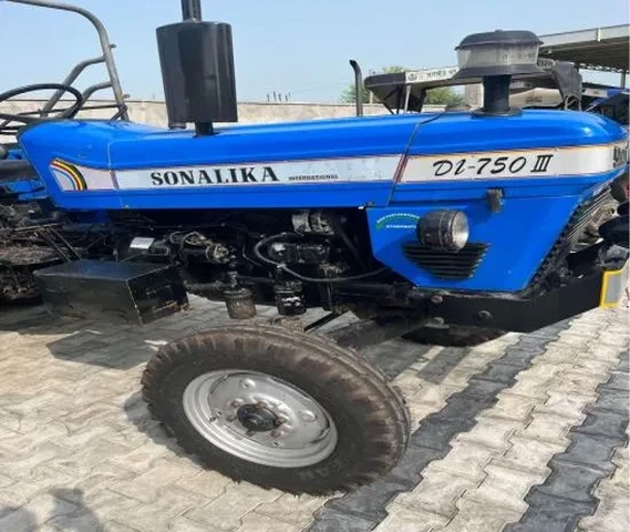 SONALIKA INTERNATIONAL DI-750 III