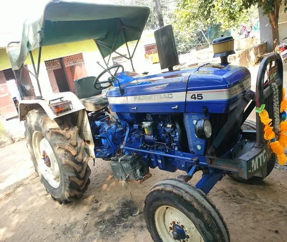 Farmtrac 45 Model 2012