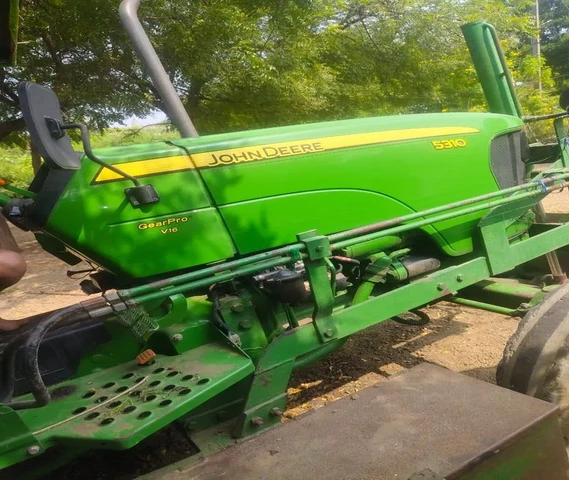JOHN DEERE 5310