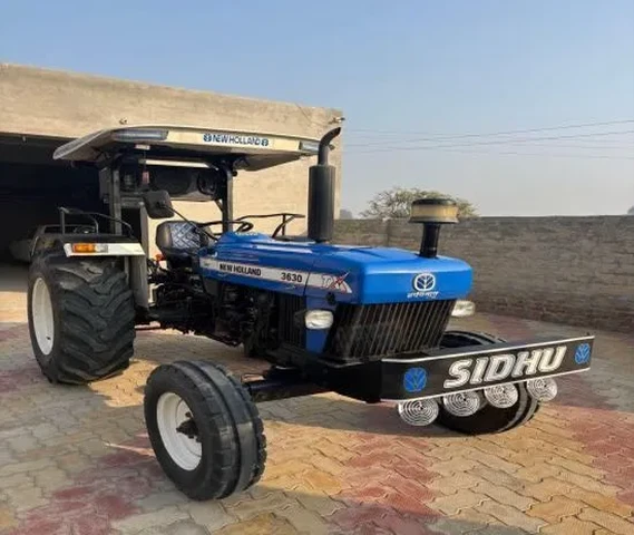 New Holland 3630 - Model 2014