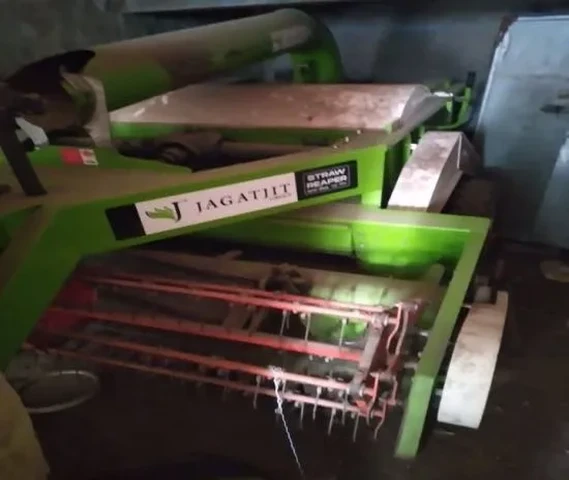 STRAW REAPER - Model 15