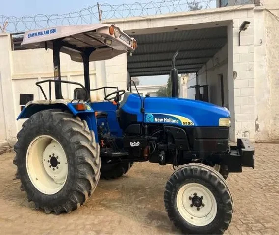 New Holland 5500 - Model 2010