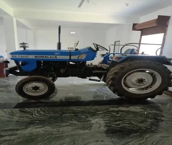 SONALIKA DI-740III