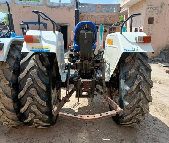 New Holland 3630 TX Plus
