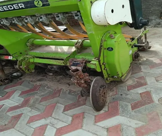 Super seeder deluxe